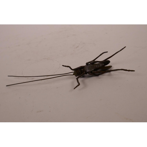 39 - A Japanese style Jizai cricket with articulated legs, antennae and wings, 5½