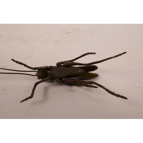 39 - A Japanese style Jizai cricket with articulated legs, antennae and wings, 5½