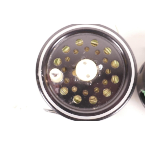 54 - A Shakespeare 2890 fly fishing reel, 3½