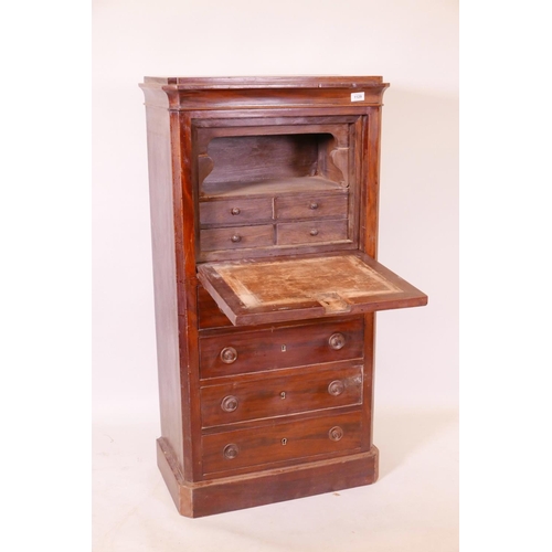 1137 - A C19th French mahogany secrétaire à abattant, the fall front opening to reveal an open shelf and fo... 