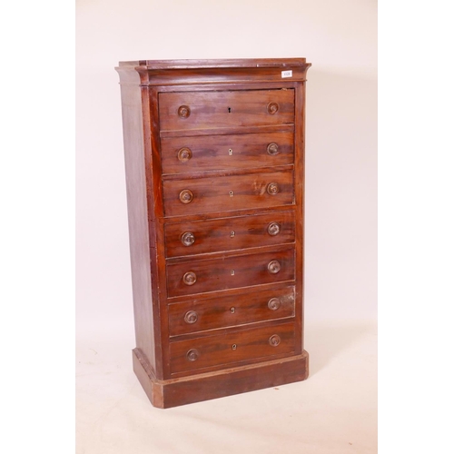 1137 - A C19th French mahogany secrétaire à abattant, the fall front opening to reveal an open shelf and fo... 