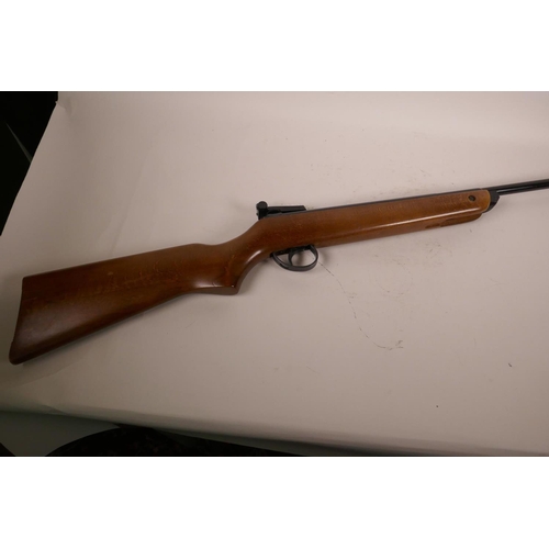 558 - A BSA Meteor Cadet .177 calibre air rifle