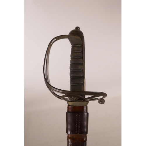 416 - A WW1 Gurkha officer's sword, 37½