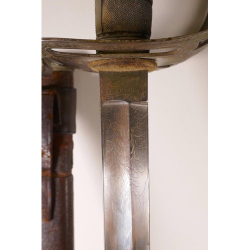 416 - A WW1 Gurkha officer's sword, 37½