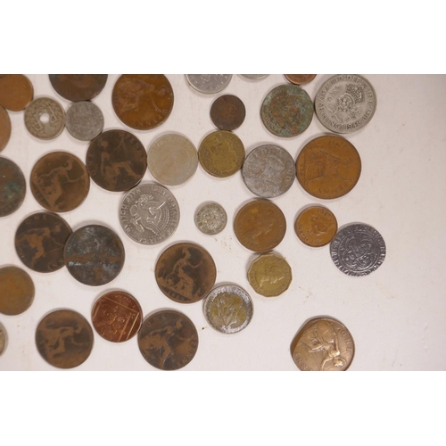 454 - A quantity of assorted world coinage