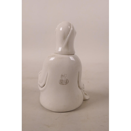 520 - A Chinese blanc de chine figure of Quan Yin, impressed mark verso, 5