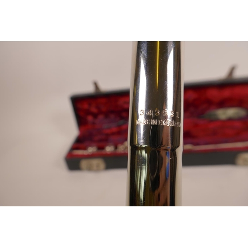 27 - A Boosey & Hawkes 'Regent' flute, serial number 343931, in original case