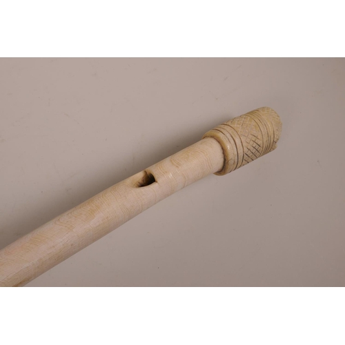 63 - A C19th African hunter's ivory oliphant, 21½