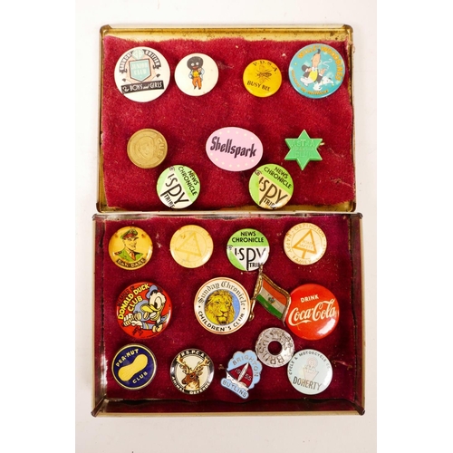 37 - Forty badges from the mid 1950s, including 'Dan Dare', 'Donald Duck Club', 'Butlin's 1955', 'Esso', ... 