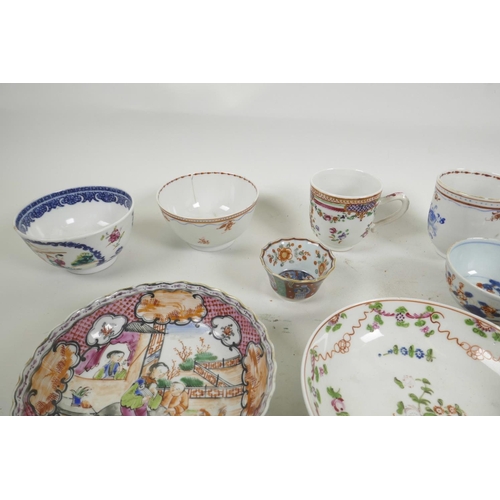 44 - A quantity of C18th Chinese export porcelain tea bowls, tea cups and saucers, with famille rose, blu... 