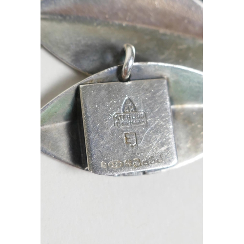 755 - A 1970s Danish Anton Michelsen sterling silver leaf necklace designed by Eigil Jensen, 15
