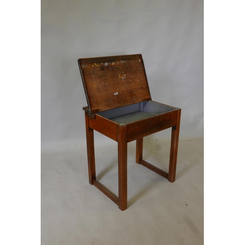 1840 - An early C20th child's pine school desk, 22