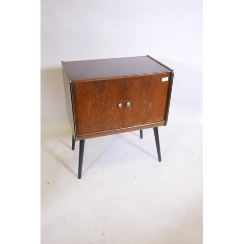 1177 - A mid century walnut record cabinet, complete with albums, classical, opera, dance etc, 24