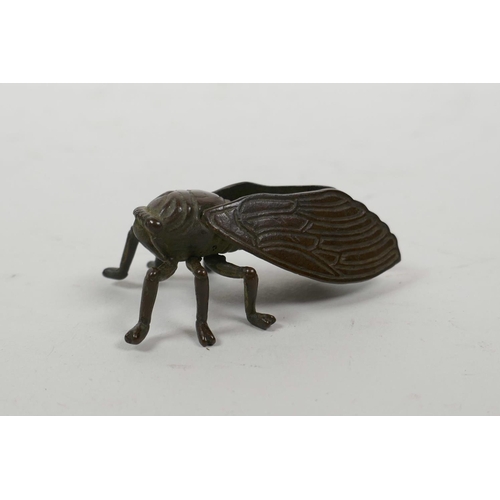 15 - A Japanese Jizai style bronzed metal cicada, 2