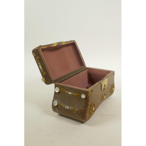 19 - An early C20th leather jewellery casket with brass and mother of pearl detail, 7