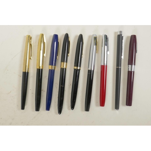 122 - Nine assorted Sheaffer fountain pens, some with 14ct gold nibs