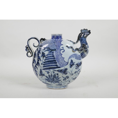 443 - A Chinese blue and white porcelain phoenix pourer, 8