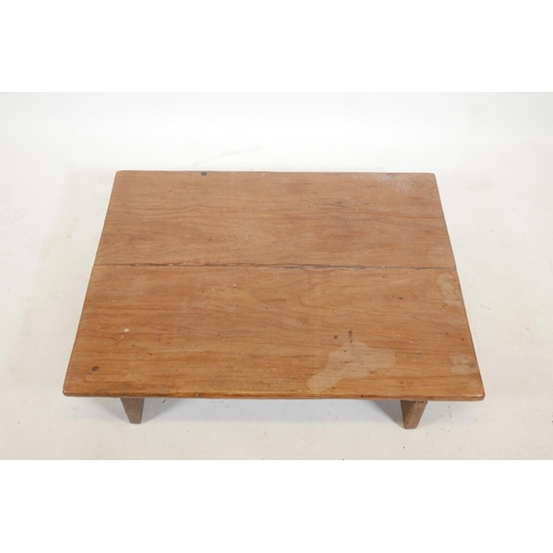 1136 - A Philippine hardwood low table, 35