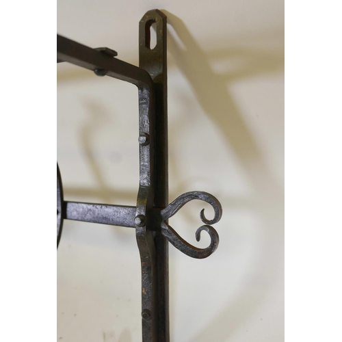 1185 - A vintage painted wrought iron hanging rack, 28