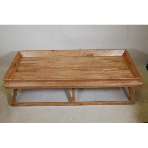 1298 - A tray top wooden garden table, 67