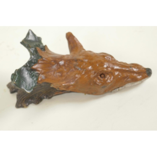 194 - A cold painted bronze letter clip cast as a fox head, 6