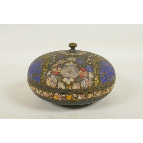 446 - A Mdina glass dump weight, 5