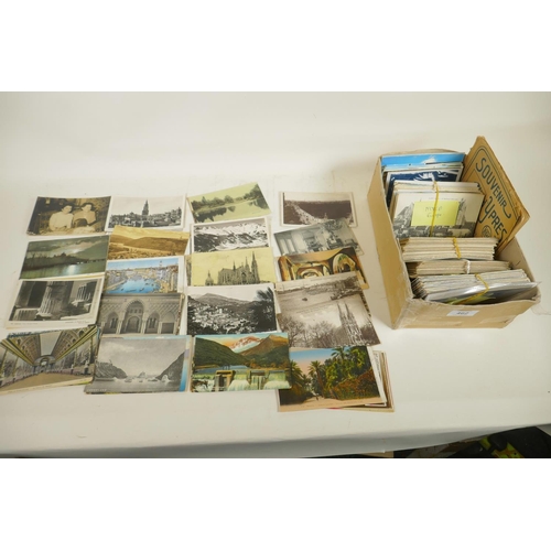 462 - A box of vintage postcards, mainly European and Hong Kong, approximately 400