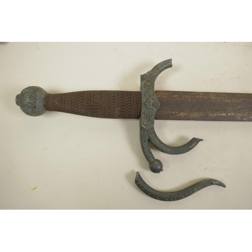 275 - A 'Colada del Cid' sword in Toledo steel, in the Renaissance style, the blade etched to the face 'Co... 