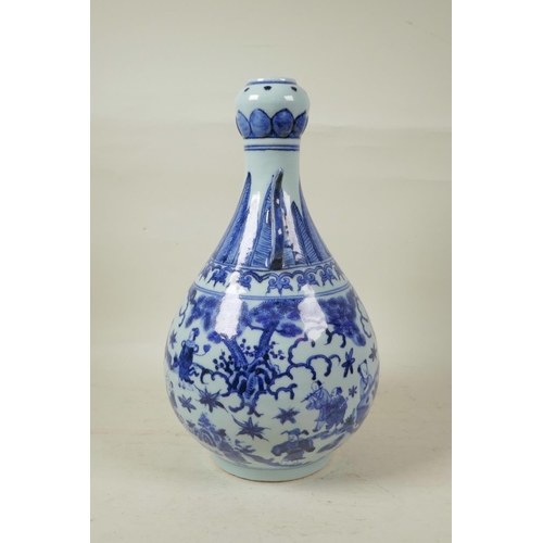 48 - A Chinese blue and white porcelain garlic head shaped vase with two handles, decorated with the eigh... 