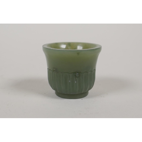 38 - An Indian miniature spinach jade cup, 1