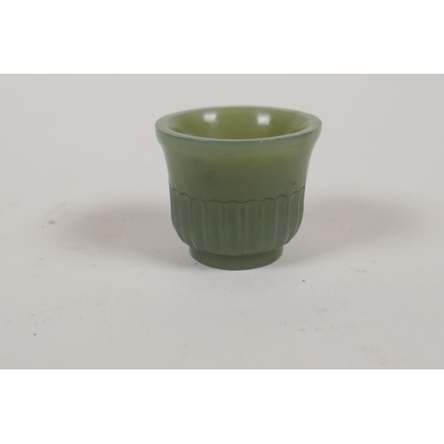 38 - An Indian miniature spinach jade cup, 1