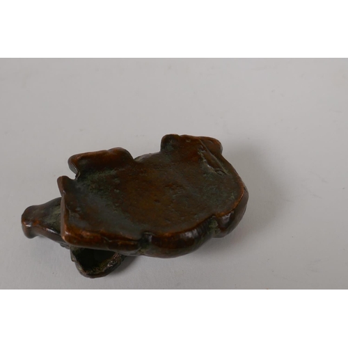 14 - A Japanese style bronze okimono water buffalo, 2½