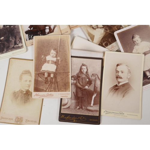 44 - A quantity of Victorian portrait photographs, 7