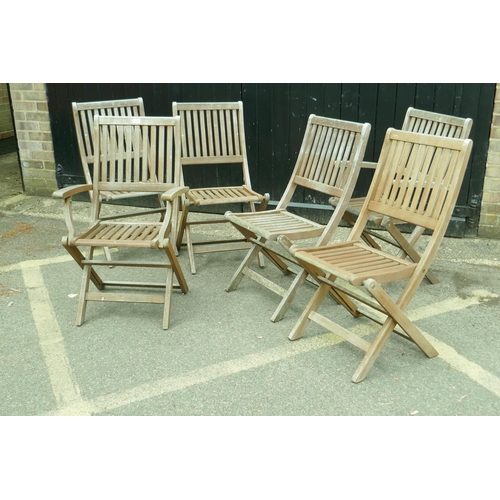 1205 - A set of six (4+2) folding garden chairs