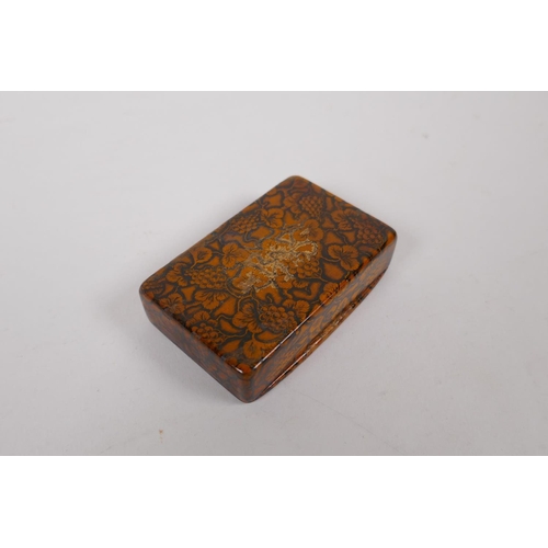 47 - An early C19th Scottish Mauchline ware sycamore pen work snuff box, bearing the motto 'Such is Life'... 