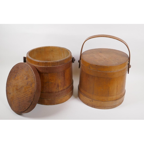 117 - A pair of antique coopered wooden buckets and covers, 25cm high x 26cm diameter