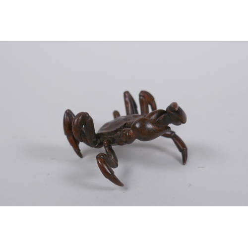 40 - A Japanese bronze okimono crab, 6cm wide