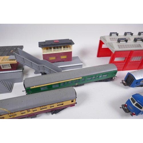 41 - A collection of Hornby H/O locomotives, rolling stock and scenery