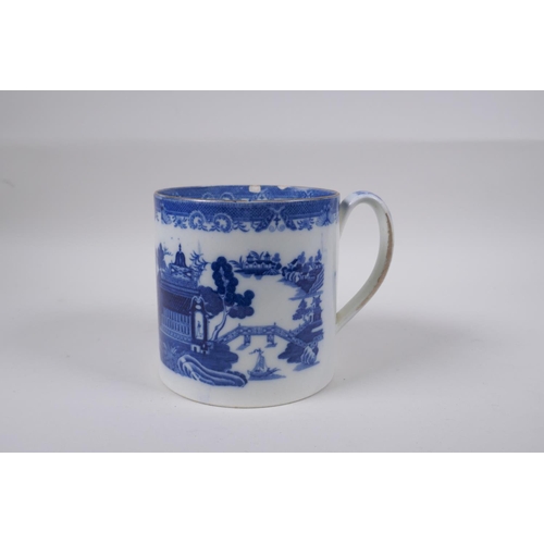 306 - A C19th blue and white pearlware tankard decorated with a Willow style pattern, 13cm high x 13cm dia... 