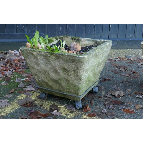 1059 - A pair of concrete garden planters, 44 x 44cm, 30cm high