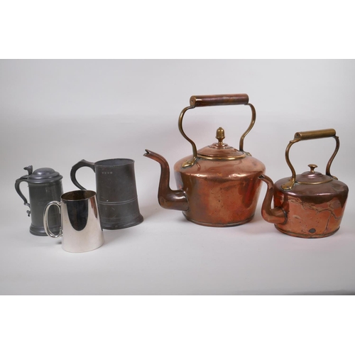 161 - A large C19th copper 2 gallon kettle and another smaller, and a George IV pewter quart tankard and t... 