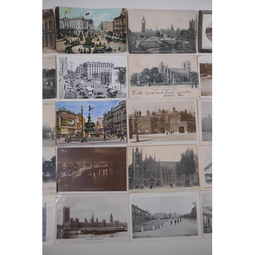 22 - A quantity of late C19th and C20th postcards of London, approx 200, 14 x 9cm