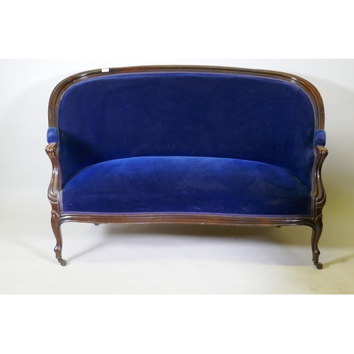 1026 - A Victorian mahogany settee/canape, with faux bois grain painted decoration, bow shaped front, raise... 