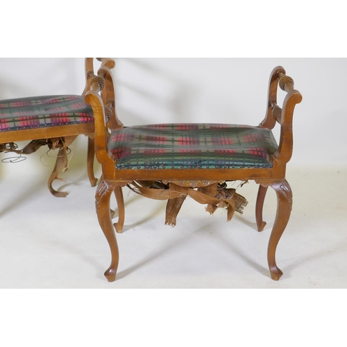 1072 - A pair of walnut stools/window seats with carved decoration, raised on cabriole supports, 66 x 43 x ... 