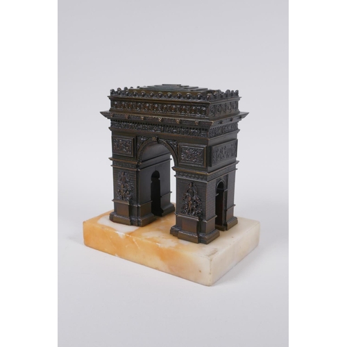 7 - A C19th Grand Tour bronze figure of the Arc de Triomphe, 14 x 10cm, 15cm high