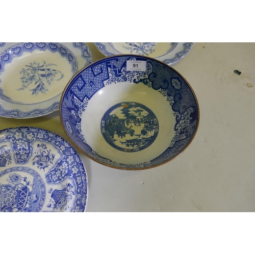 91 - A pair of late Spode, Copeland and Garrett blue and white transfer decorated bowls, impressed New Fa... 