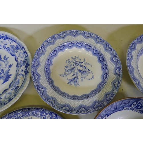 91 - A pair of late Spode, Copeland and Garrett blue and white transfer decorated bowls, impressed New Fa... 