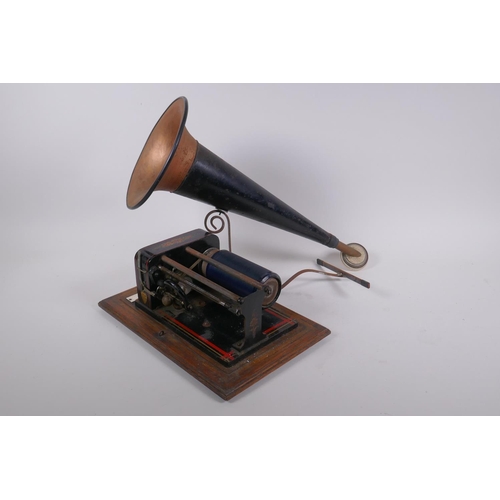 216 - An antique Edison cylinder phonograph, 30 x 20cm