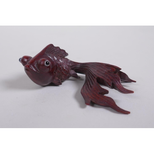 238 - A pair of Chinese carved boxwood goldfish, 6cm