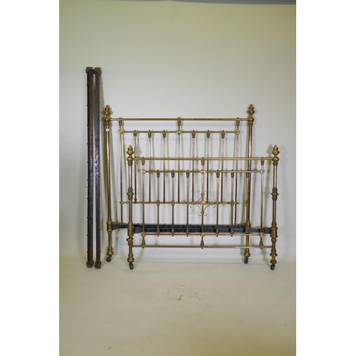 1051 - A Victorian Hoskins & Sewell good quality brass and iron double bed, 140 x 202, 151cm high